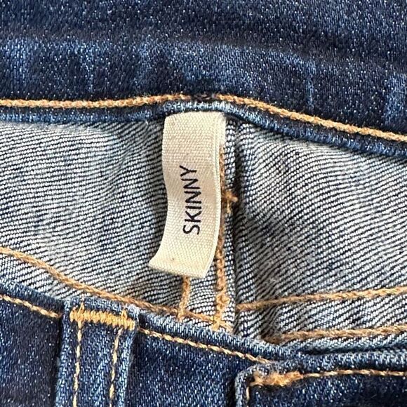 Rag & Bone Skinny Jeans | Kensington Wash - Picture 5 of 8